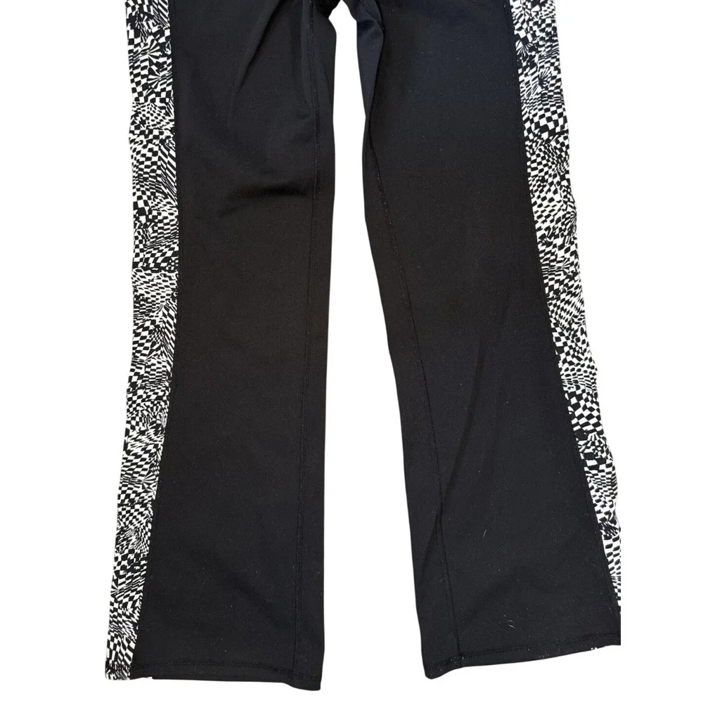 Free People Movement Checkmate Flare Leggings Black White Stripe Pants Sz XS - Picture 8 of 16